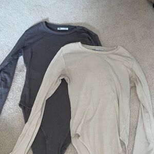 2x Zara bodysuits